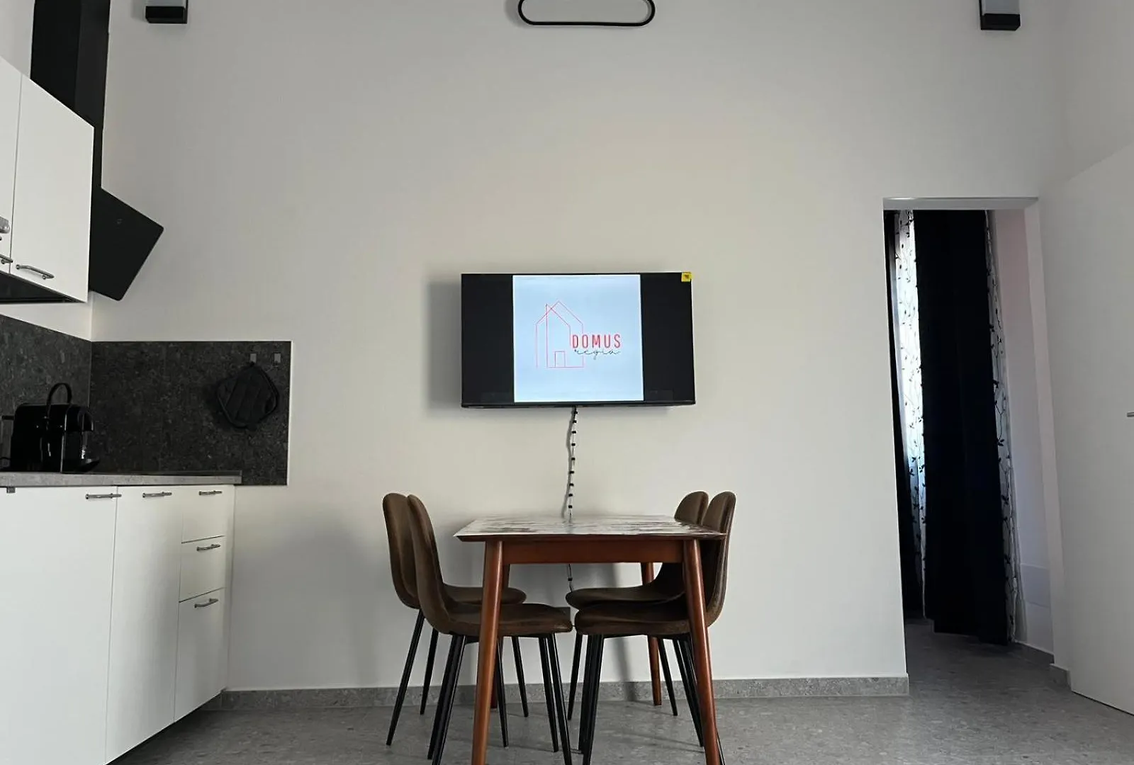 피사 Domus Regia 아파트 0*,